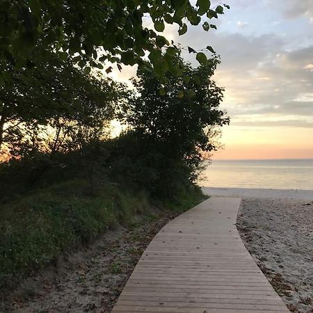 Stilvolles Reetdachhaus Coastline An Der Ostsee Gross Schwansee Exterior photo